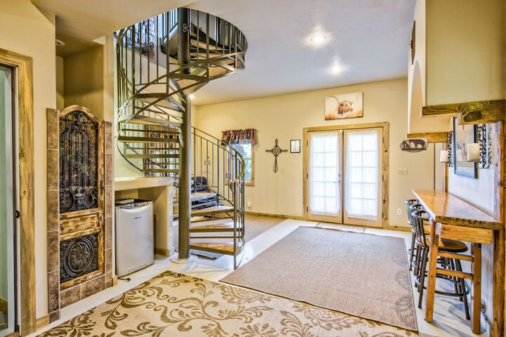 Mountain Getaway Cabinhot Tub & Pool Table4bd