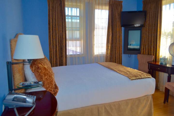 Room 27 of 130