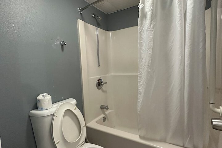 Room 31 of 44