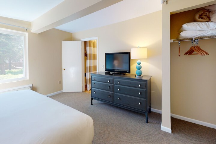 Breezeway Boutique Hotel