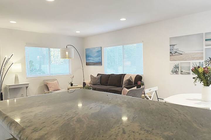 Malibu Beach Paradise Apartments