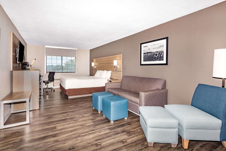 Room 41 of 63