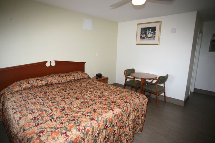 Royal Inn