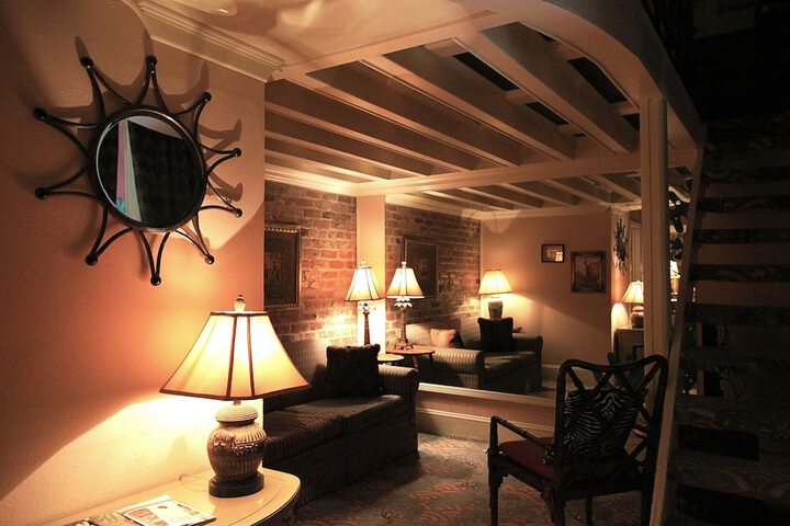 Room 18 of 79