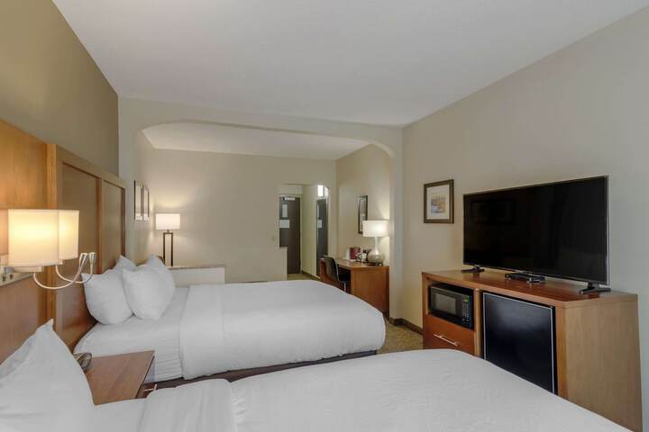 Room 17 of 24