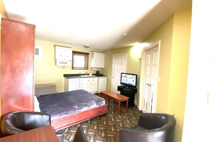 Room 57 of 94