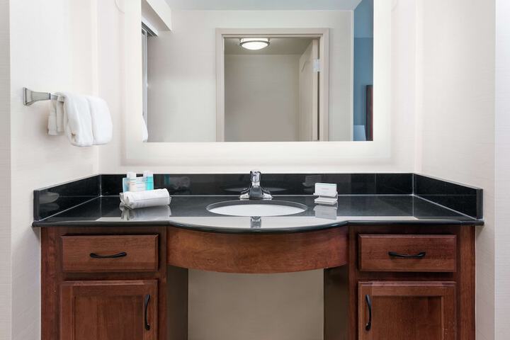 Homewood Suites by Hilton Cleveland-Beachwood