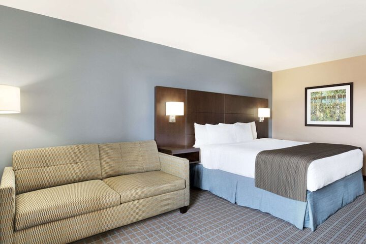 Room 7 of 21