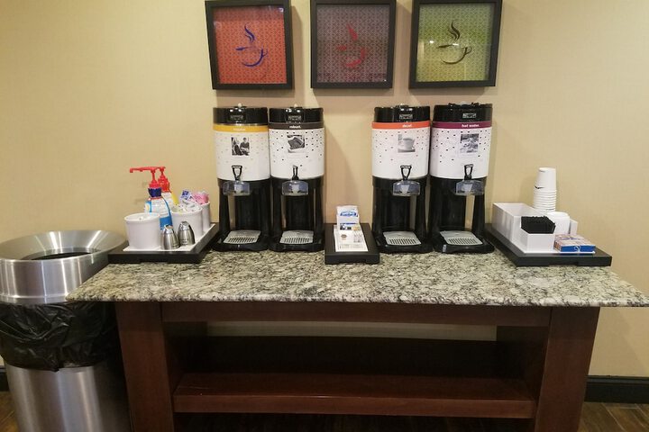 Breakfast/Coffee Service 41 of 47