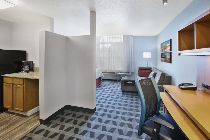 Towneplace Suites by Marriott Brookfield