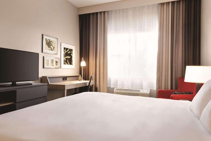 Country Inn & Suites by Radisson Bradenton-Lakewood Ranch, FL
