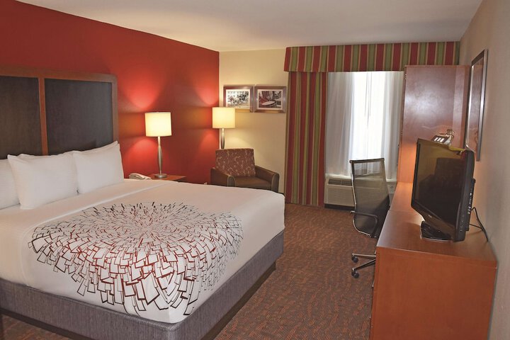 Room 27 of 41
