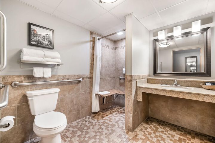 AmericInn by Wyndham Valley City - Conference Center