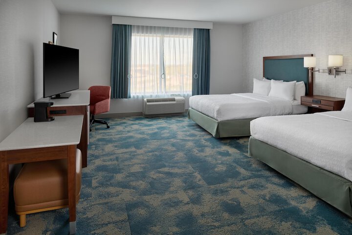 Hampton Inn & Suites Detroit / Troy