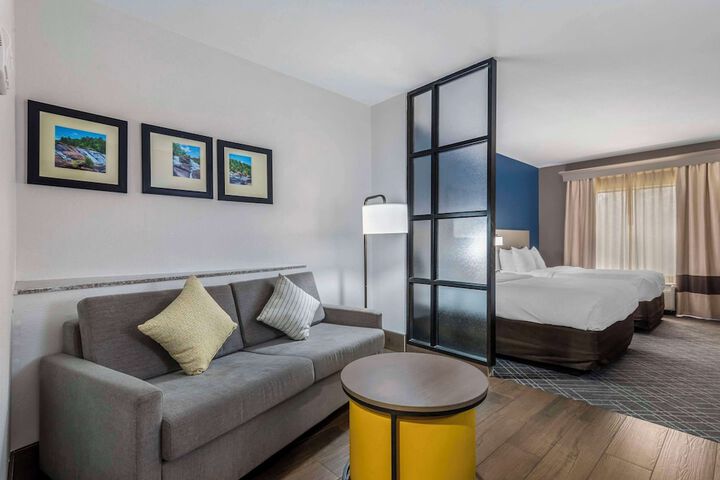 Room 45 of 69