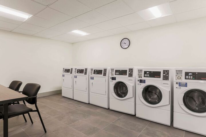 Laundry 29 of 31