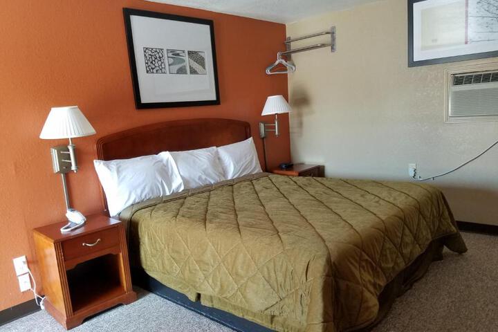 Budget Inn
