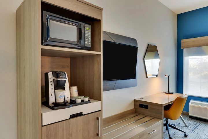 Holiday Inn Express & Suites Ardmore by IHG