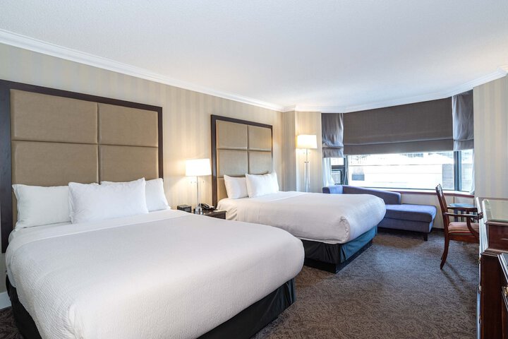 Sandman Signature Edmonton Downtown Hotel