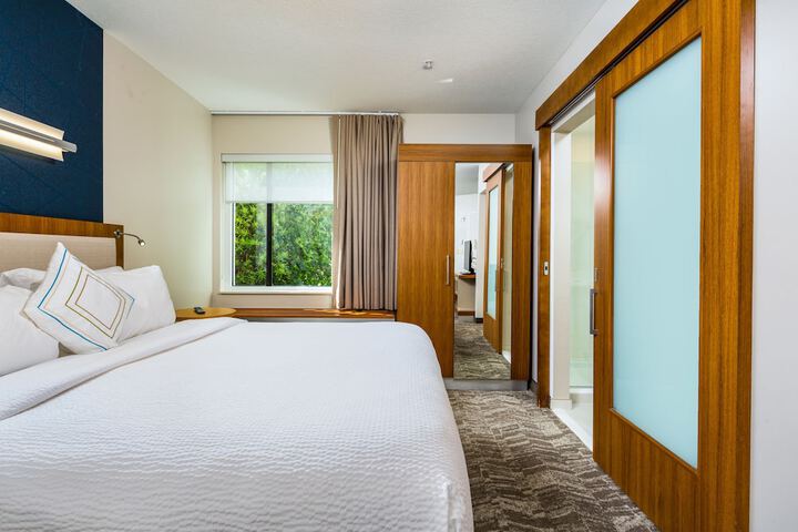 Room 26 of 47