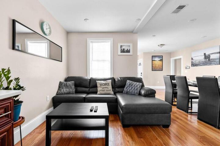 555-2 6BR Quincy - Spacious Apt near Boston - Perry Beach