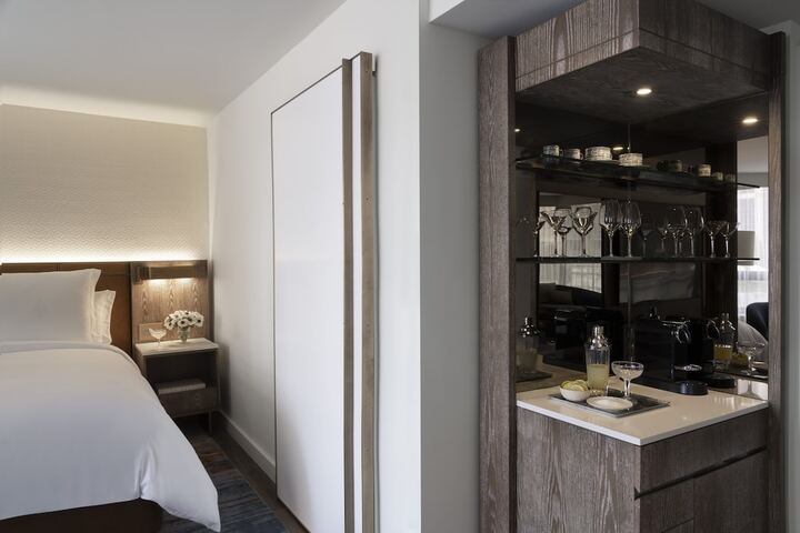 Room 53 of 101
