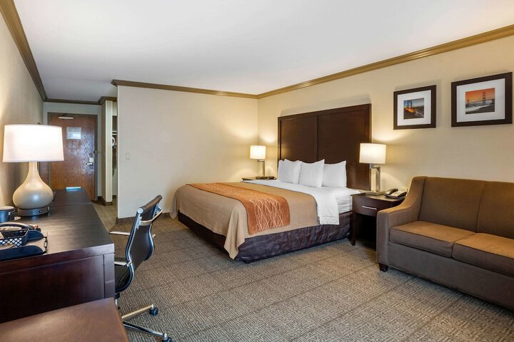 Room 14 of 34