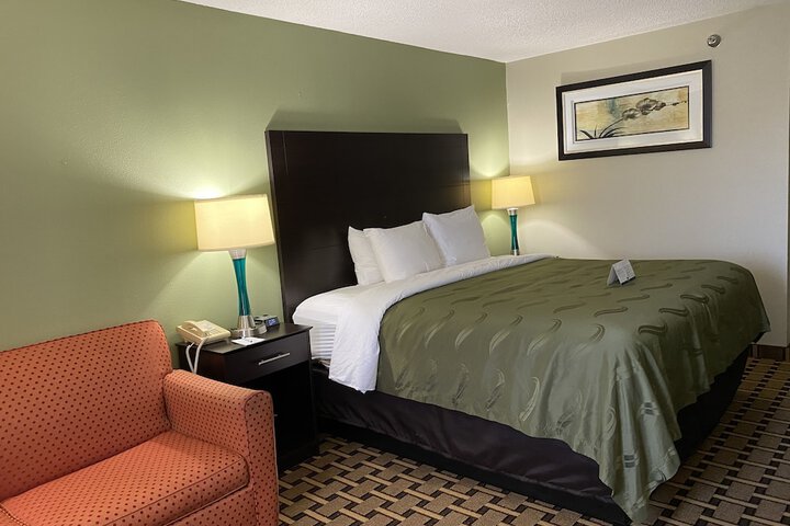 Room 16 of 25