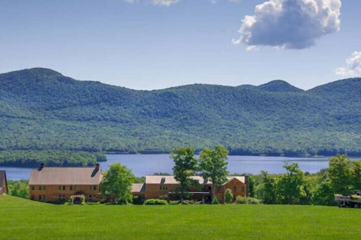 The Mountain Top Inn & Resort