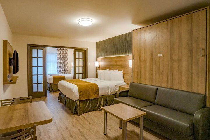 Room 21 of 47