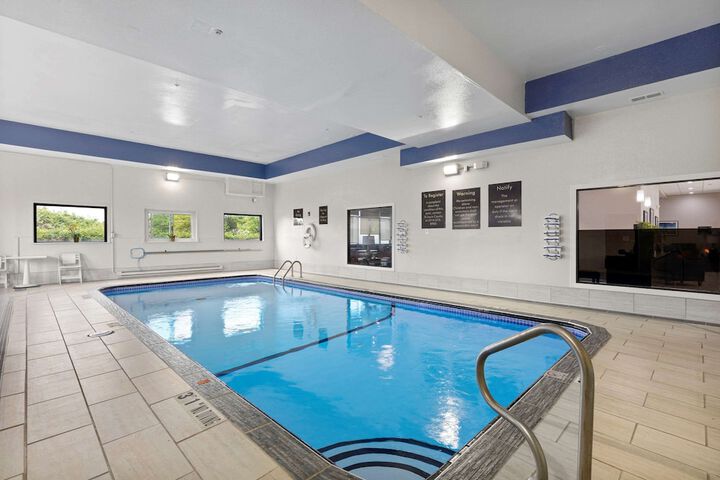 Pool 7 of 29