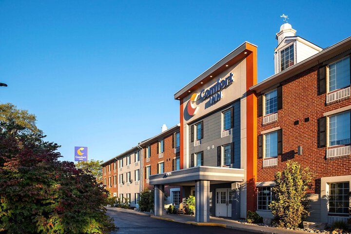 Hotel 2 of 27