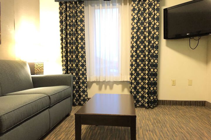 Best Western Plus Coldwater Hotel