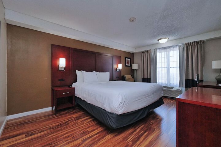 Red Lion Inn & Suites Auburn