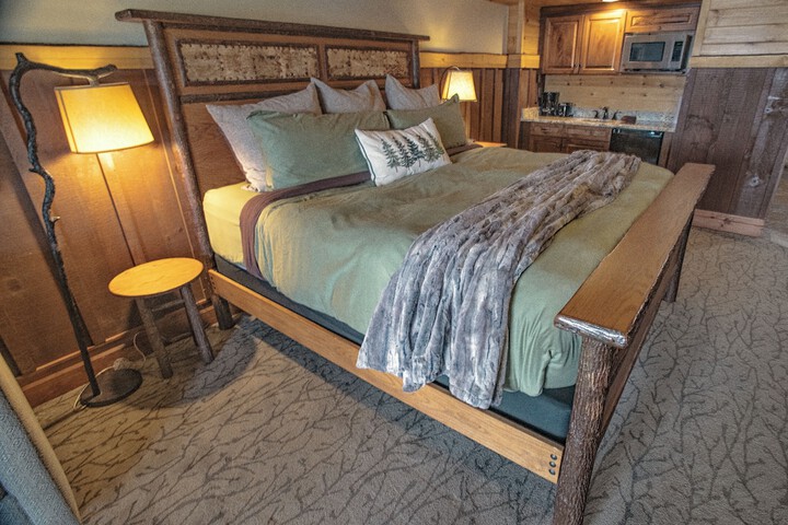 Lodges at Cresthaven