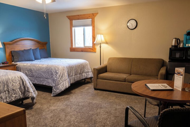KJs Inn and Suites by OYO Gettysburg U.S. Hwy 212