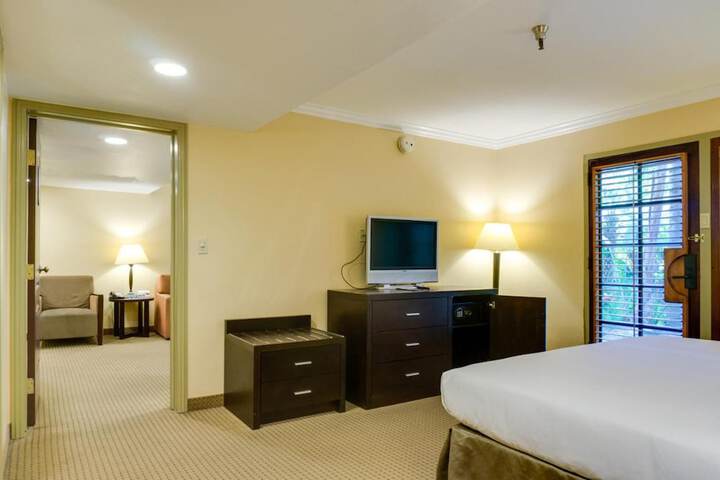 Room 45 of 65