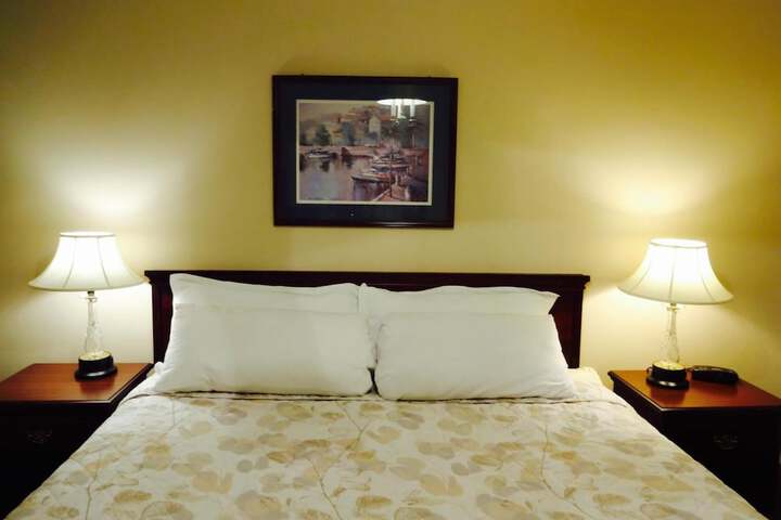 Room 16 of 64