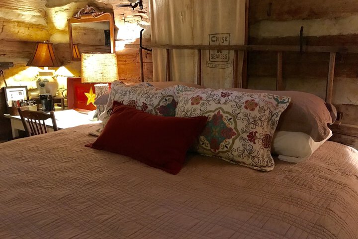 Room 16 of 22