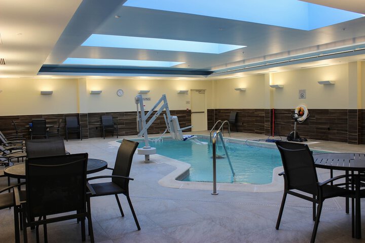 Fairfield Inn & Suites Boston Marlborough / Apex Center