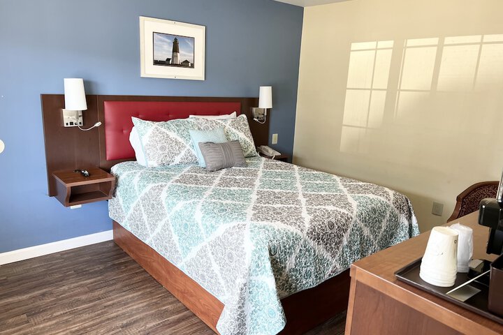 Room 15 of 33