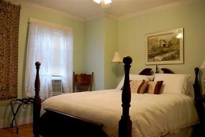 Bishop Farm Bed & Breakfast