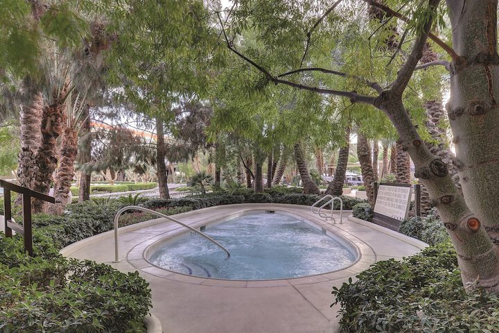 Pool 11 of 110