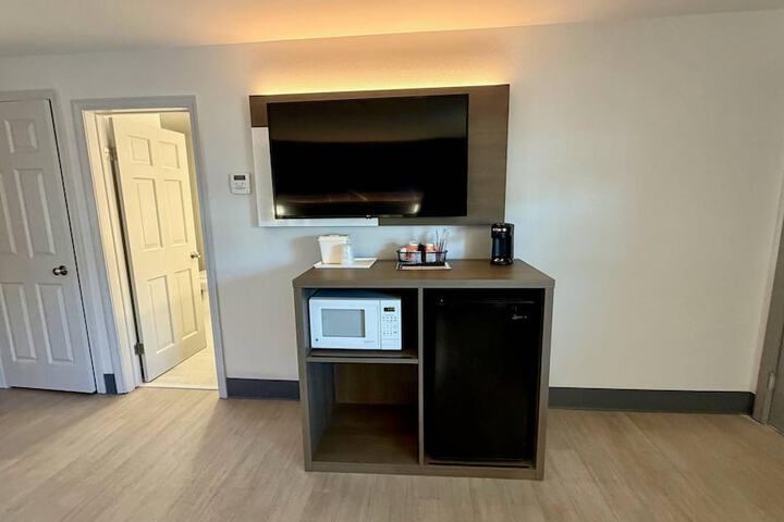 Comfort Inn & Suites Sturbridge - Brimfield