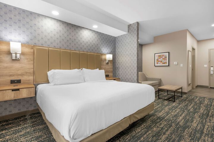 Room 46 of 64