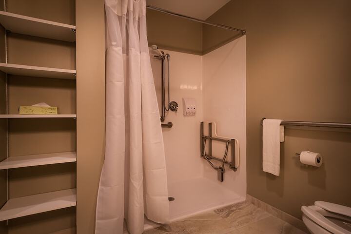 Room 25 of 112
