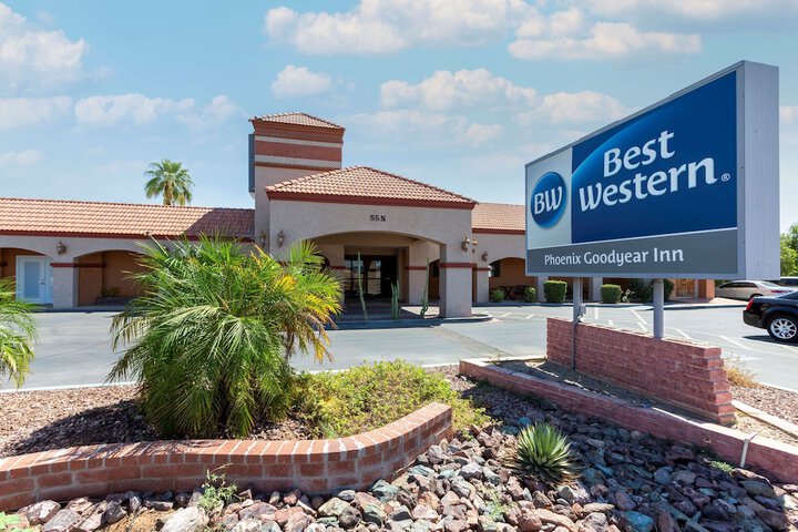 Hotel 3 of 28