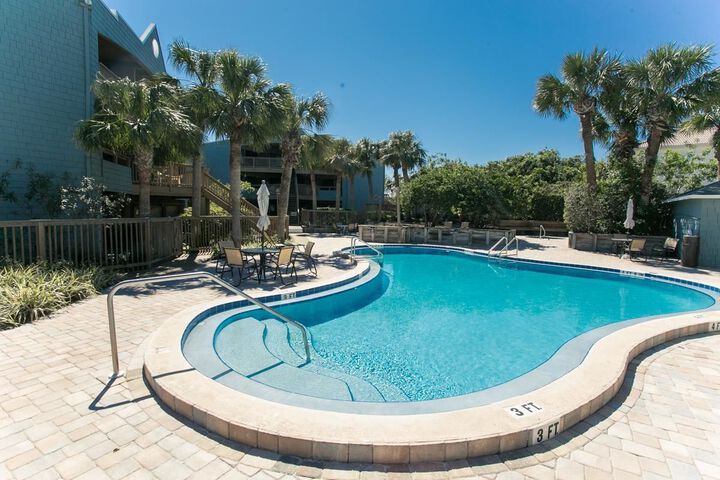 Hibiscus A103 2 / 2 Free Activities! & Oceanfront Wifi 3 Pools