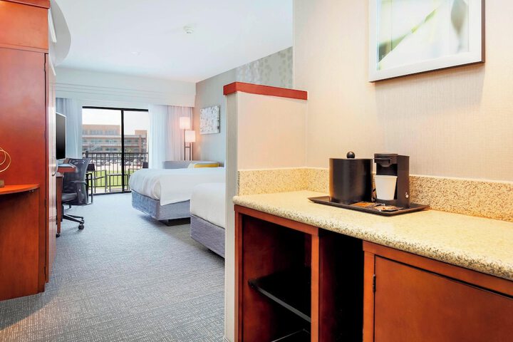 Room 15 of 43