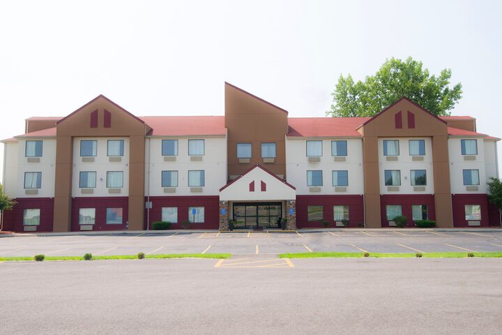 Hotel 2 of 36